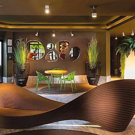 Aguamar Apartamentos, Cristianos Downtown