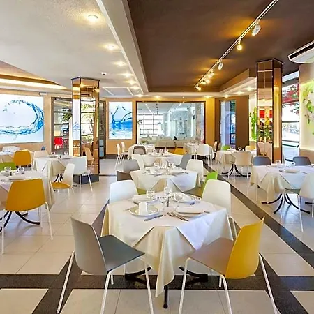 Aguamar Apartamentos, Cristianos Downtown 3*